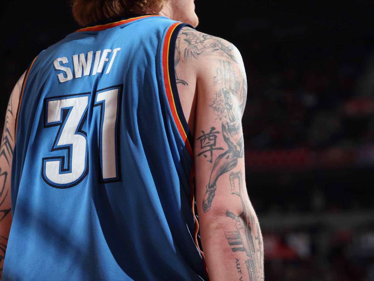 robert-swift-thunder.jpg